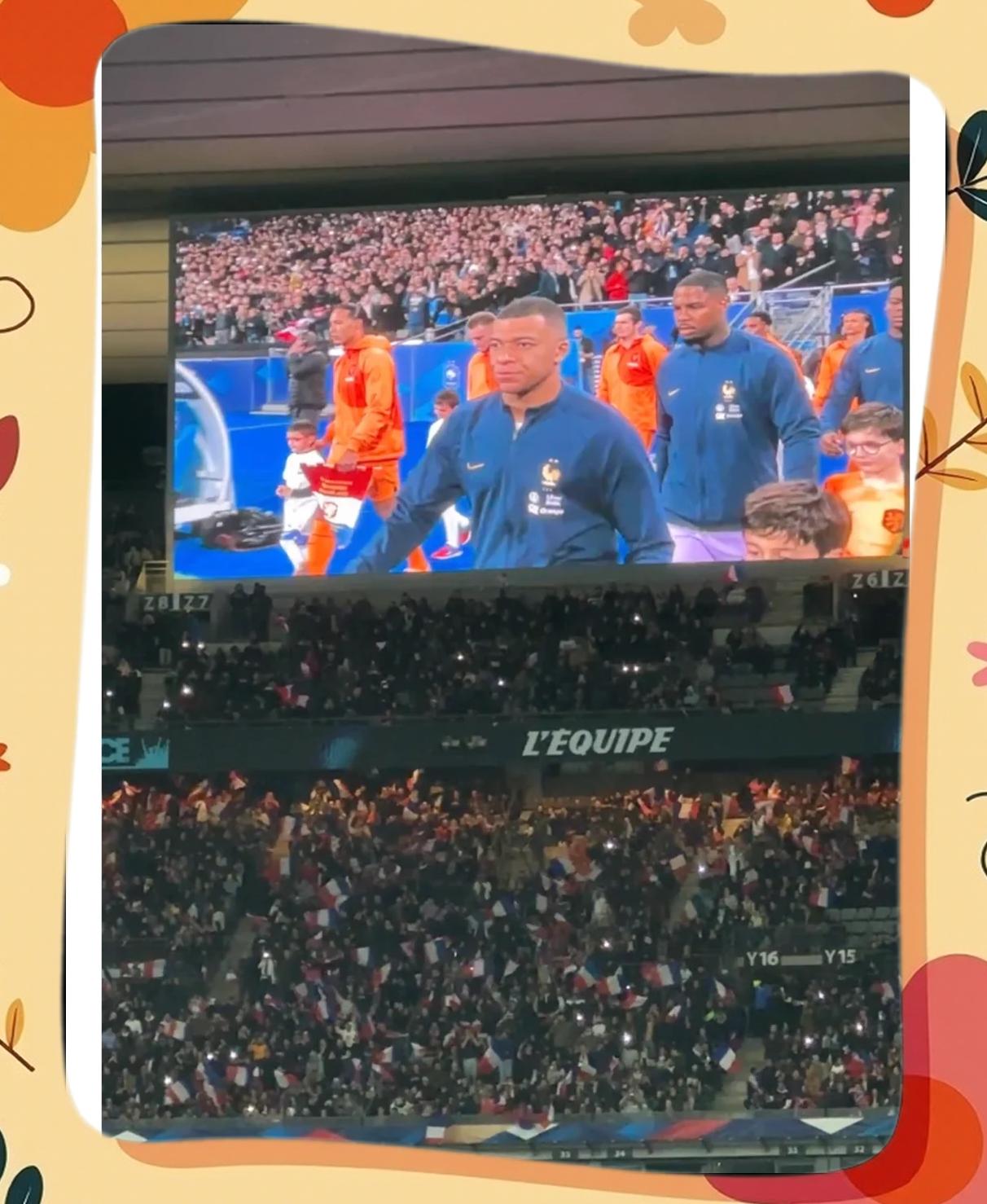 爱游戏app 莱万多夫斯基重返赛场，重返赛场首场状态出色，尤文图斯观众沸腾！