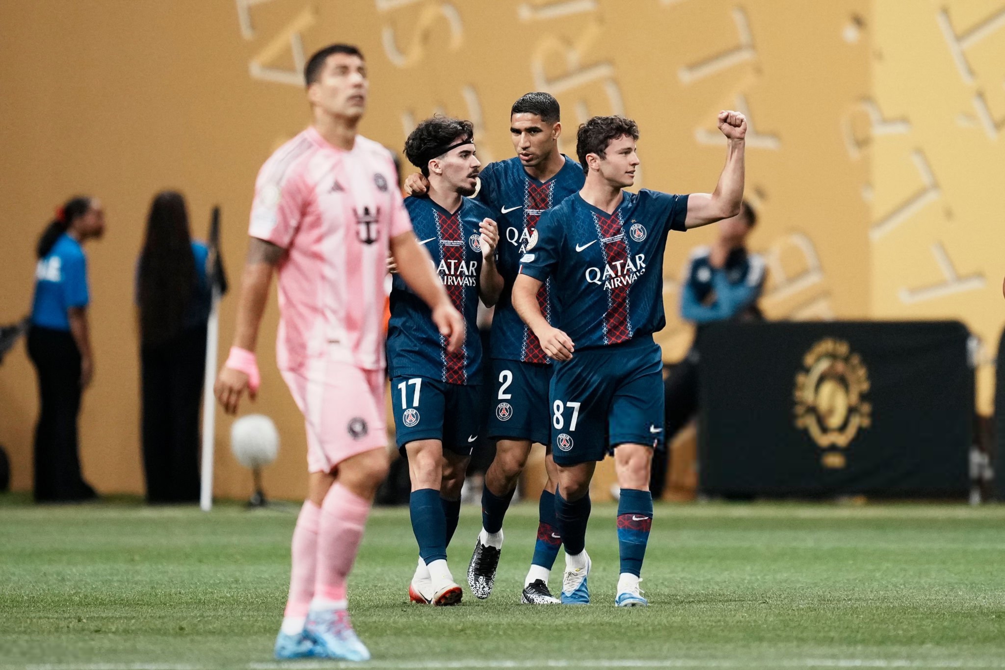 爱游戏体育赛后体能课后，巴黎圣日耳曼再遭质疑备战欧篮联，球迷炸锅，更衣室氛围转暖的简单介绍